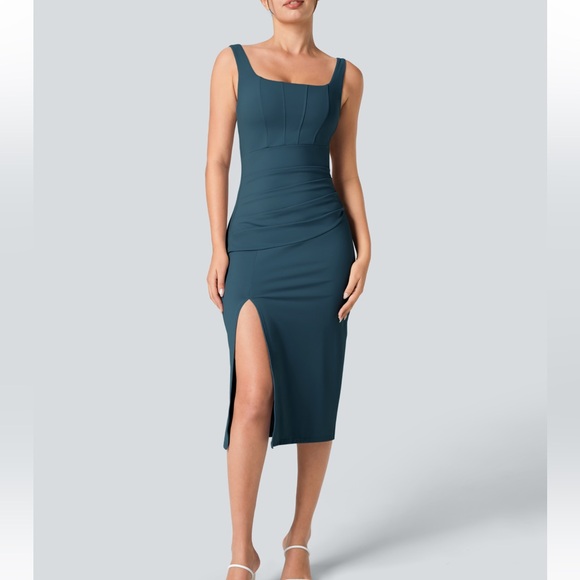HALARA Dresses & Skirts - Sleek Teal Halara Bodycon Midi Dress with Side Slit, new